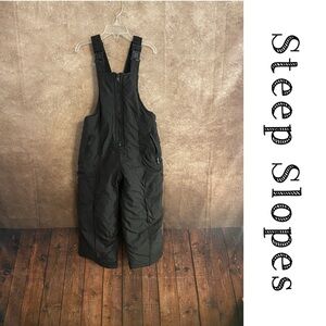 Steep Slopes~Kids (unisex) Size 4~Black snowsuit bib overalls~EUC